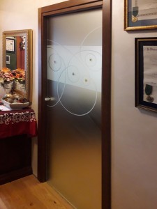 porta vetro satinato sabbiato murrina scorrevole cassone eclisse scrigno vetra vetrate artistiche (9) 
