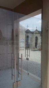 porte vetro cappella di famiglia cappella funeraria toba di famiglia treviso pordenone udine  (9) 