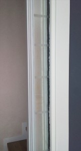 W20170516_150837porta vetro cassa eclisse float sabbiato profilo alluminio interno muro  